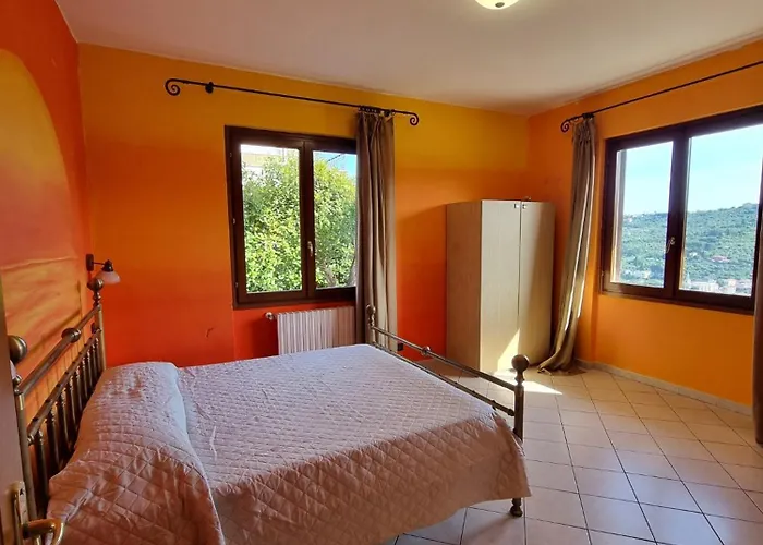 La Bouganville Lejlighed Imperia