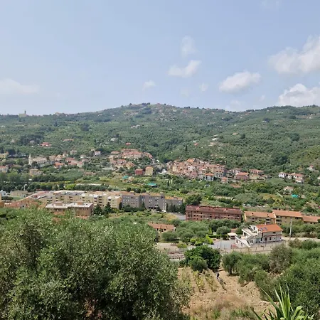 Apartment La Bouganville Imperia