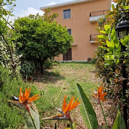 La Bouganville Apartment